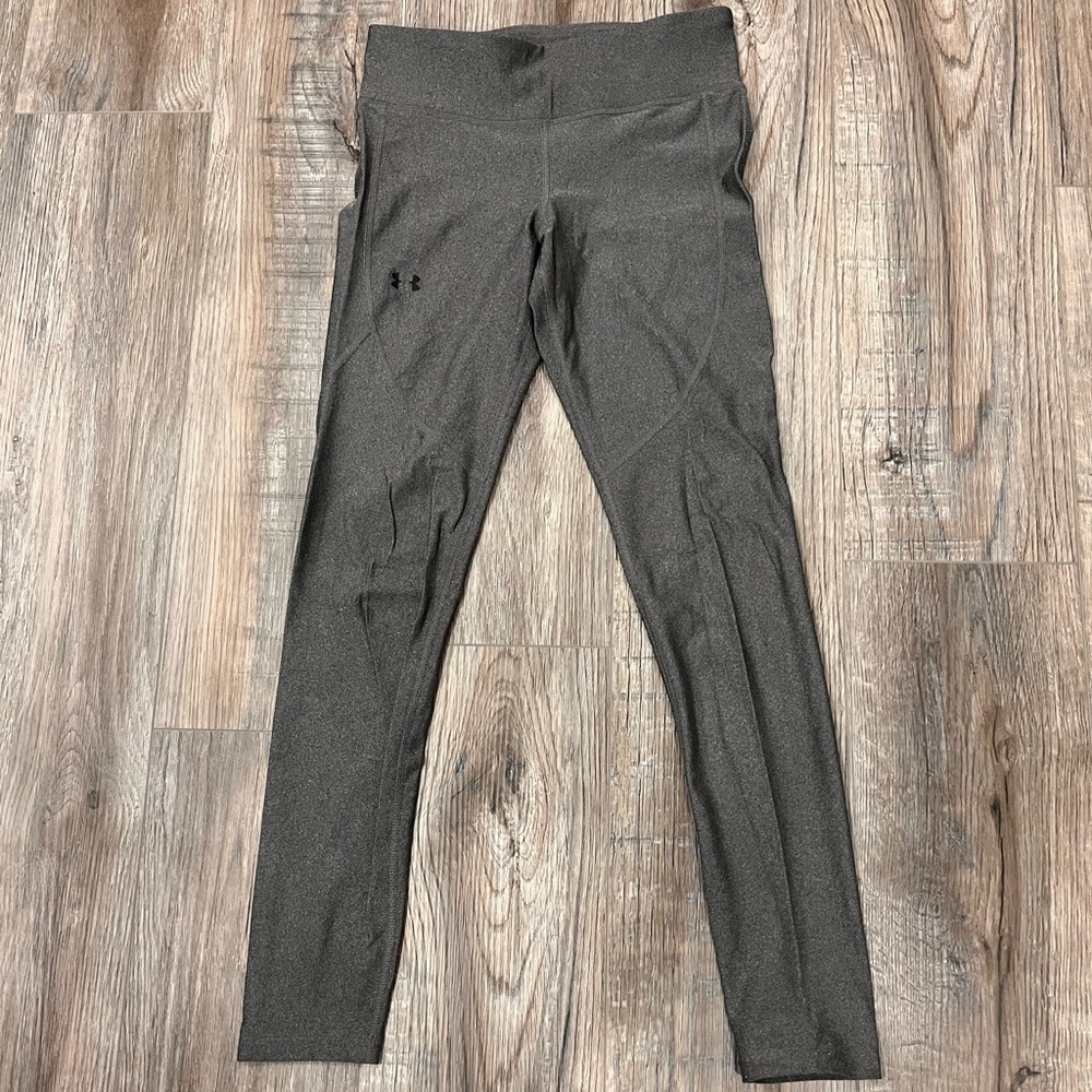 Shiny UA leggings